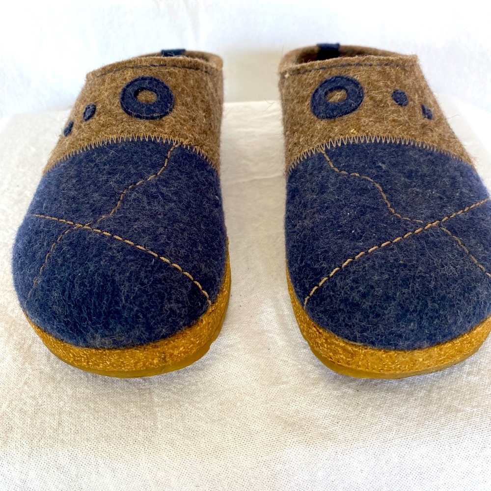 Haflinger Slip on woolen clogs